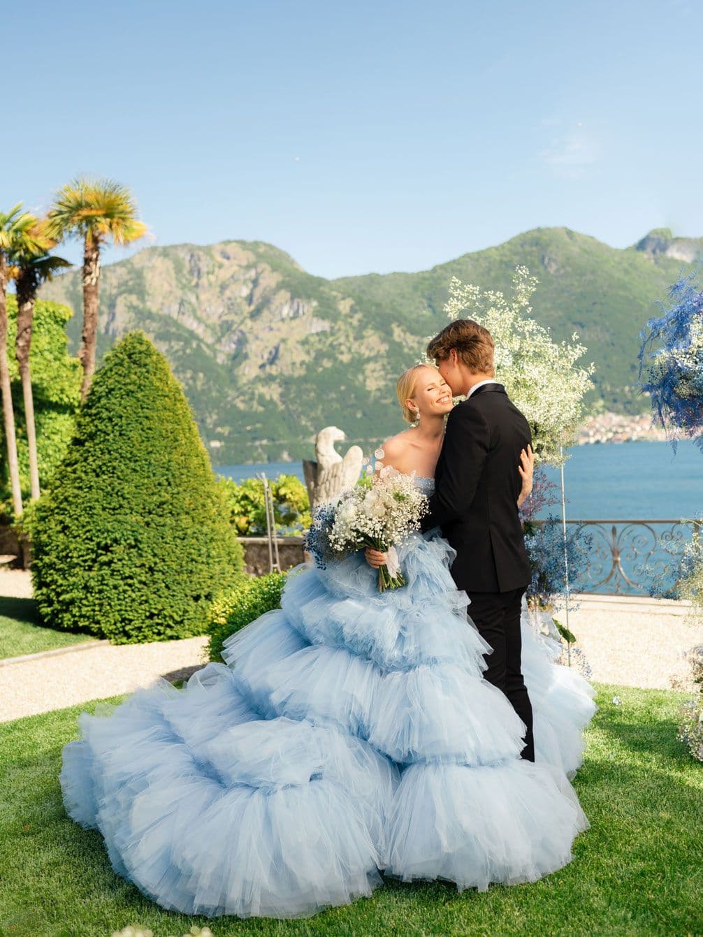 Light Blue Lake Como wedding photographer